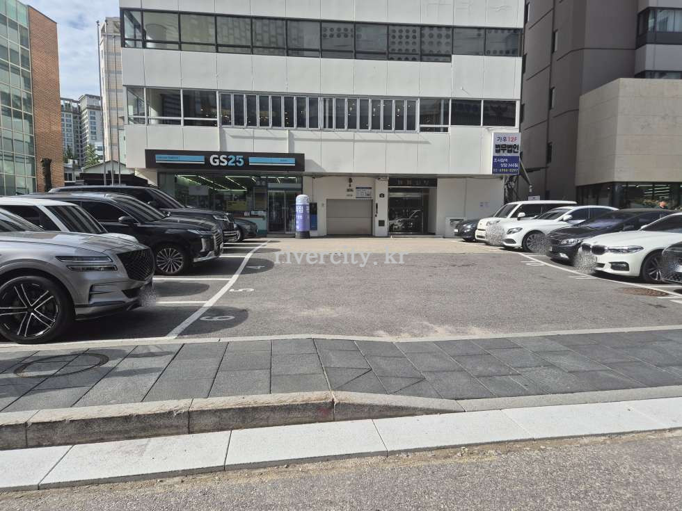 입구
