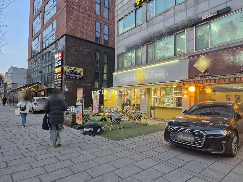 입구