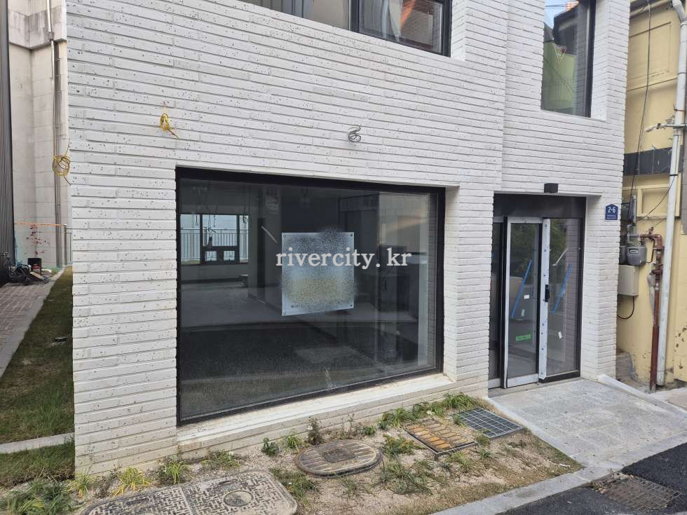 입구