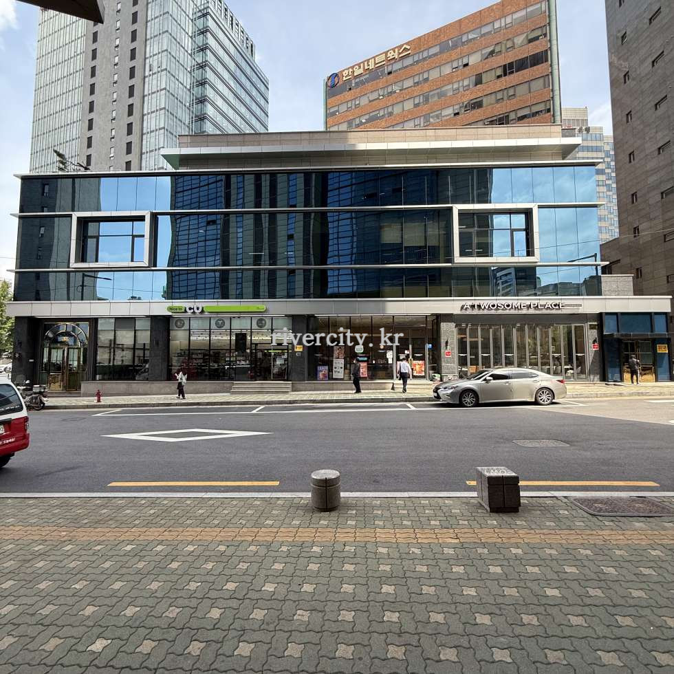 입구