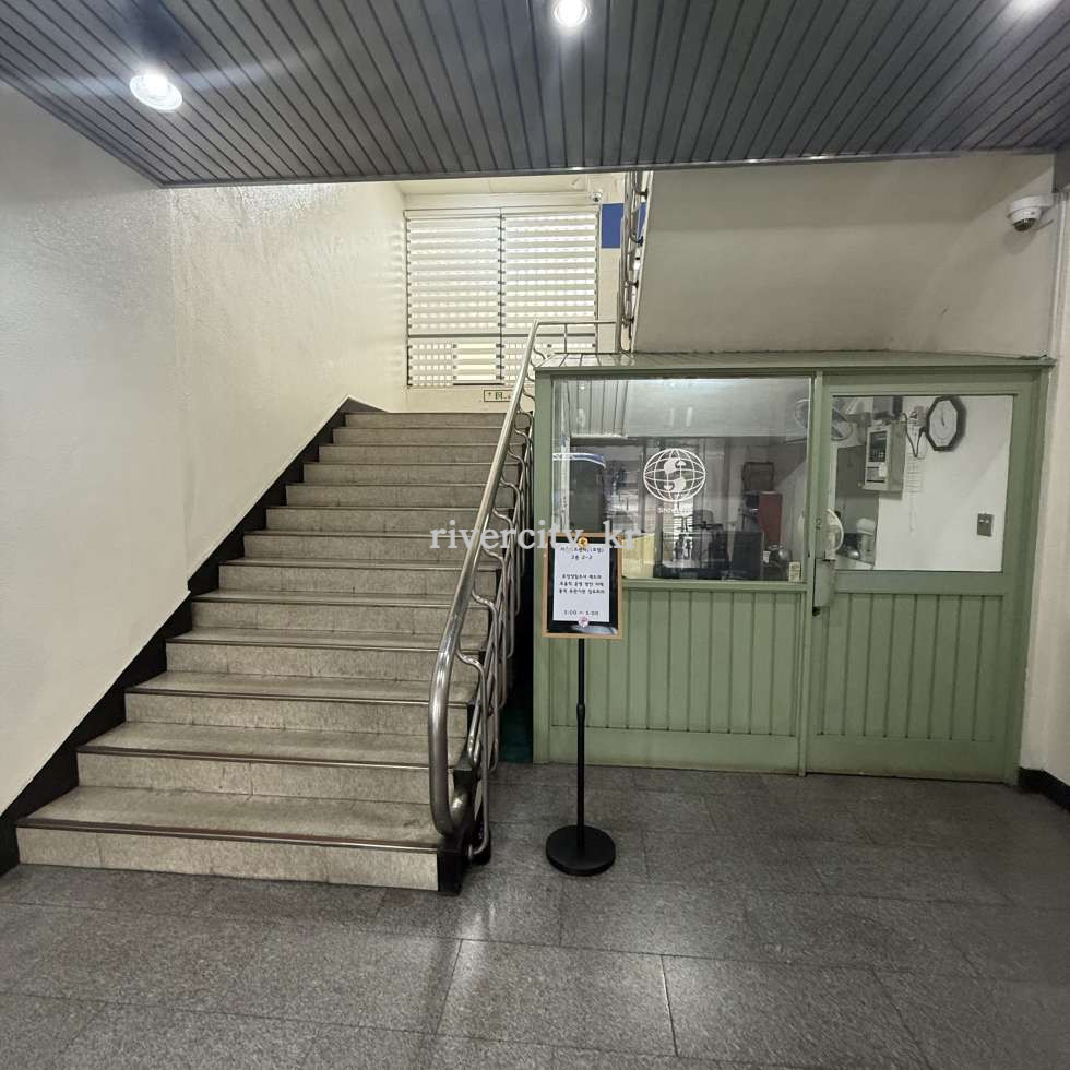 로비