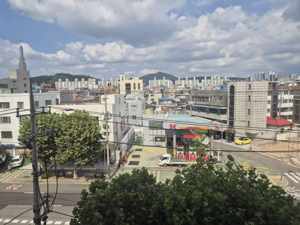 4층