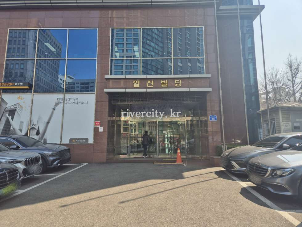 입구