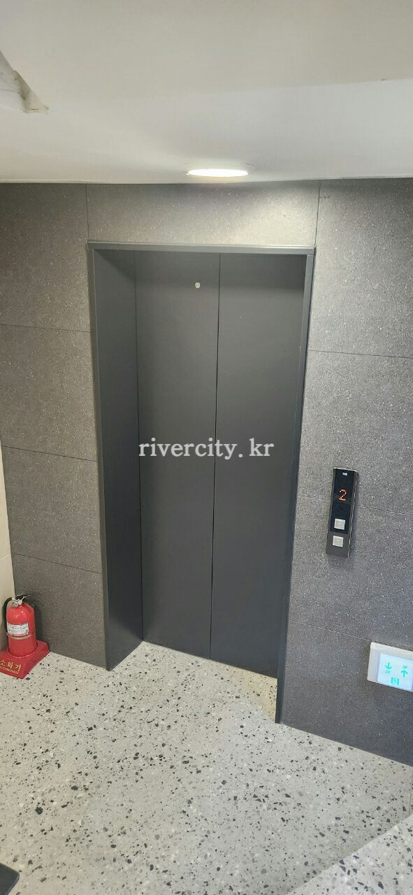 EV