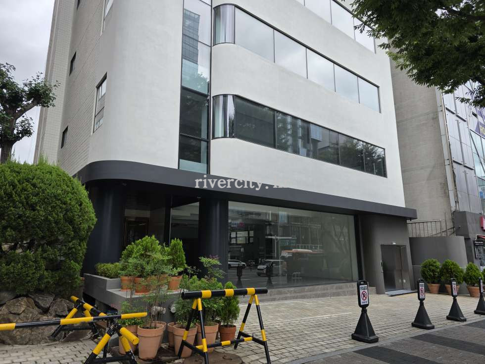 입구