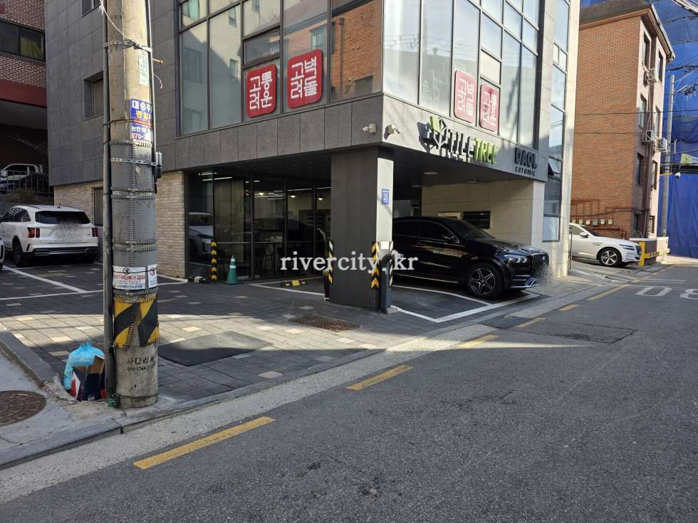 입구
