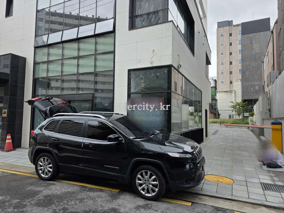 입구