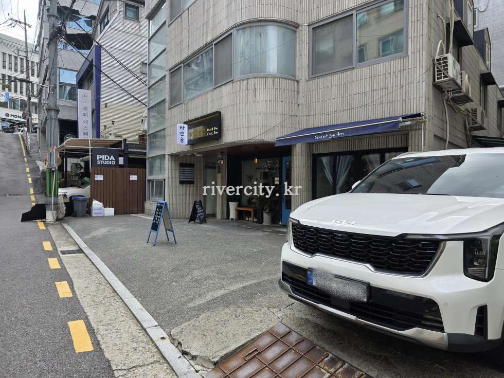 입구