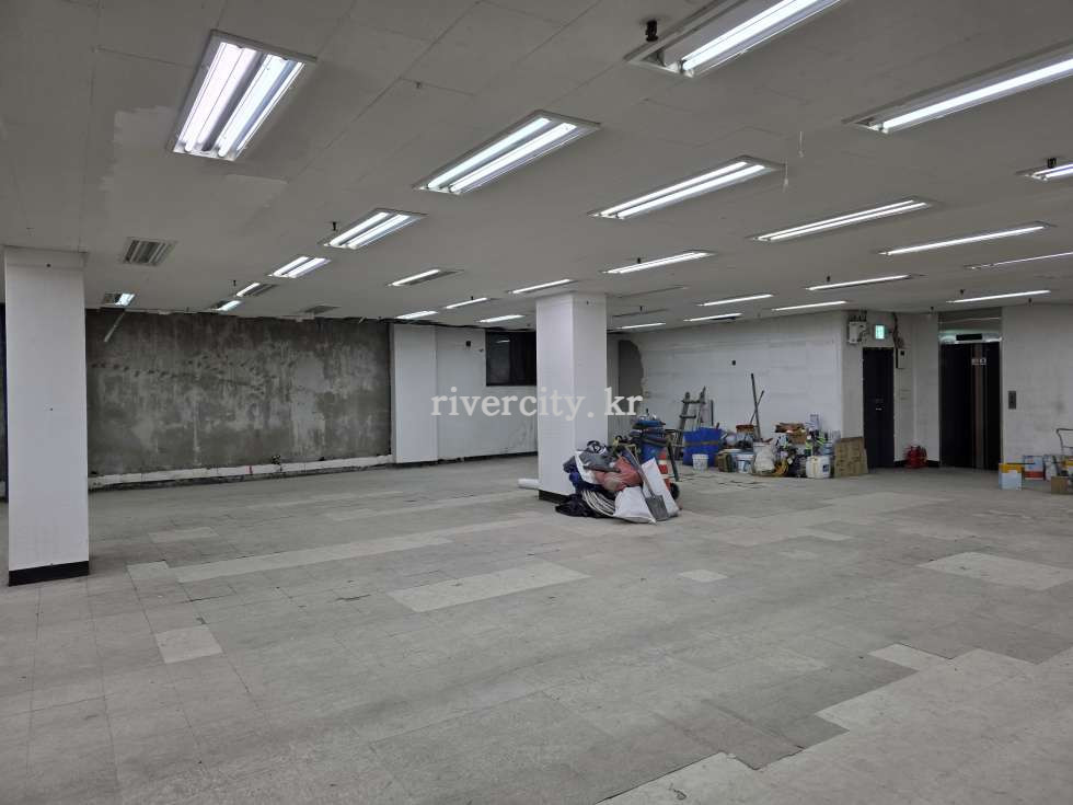 지하