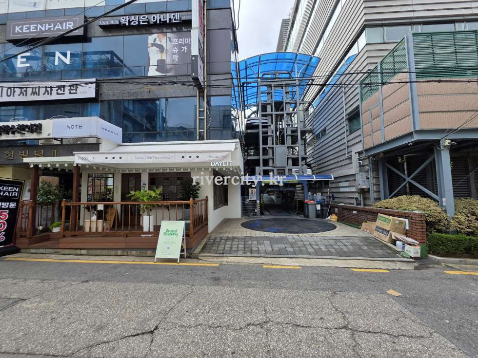 입구
