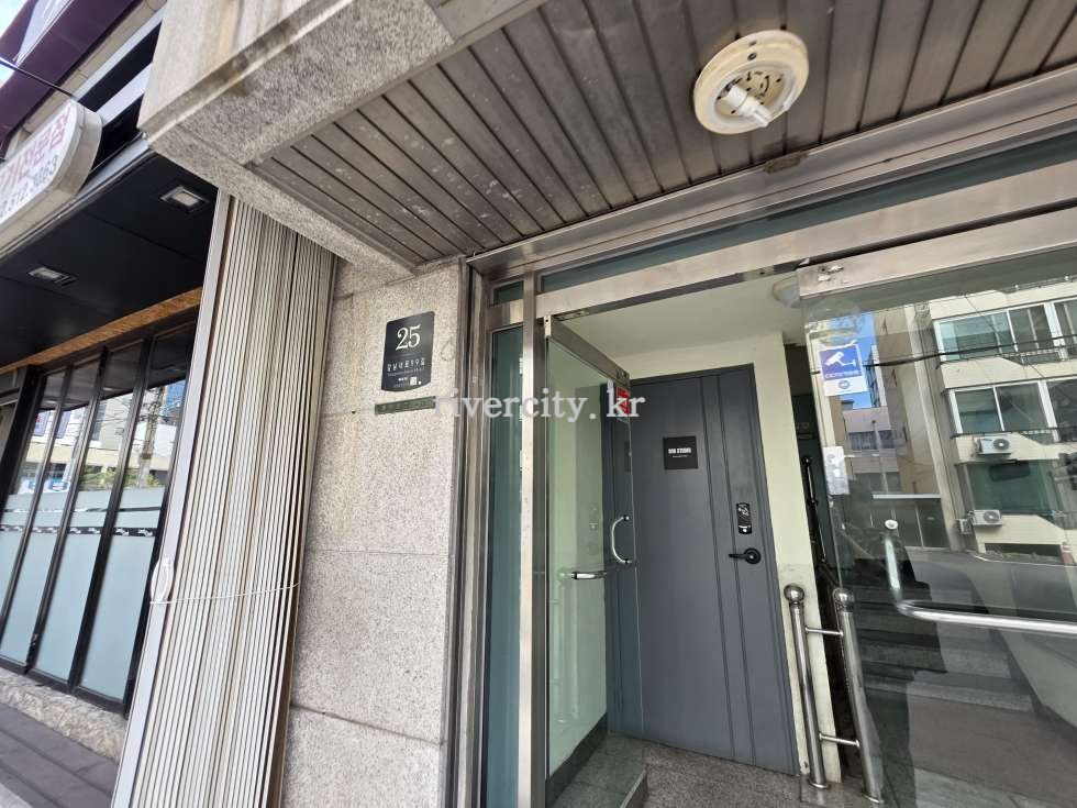 입구