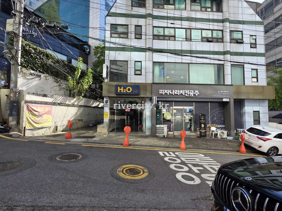 입구