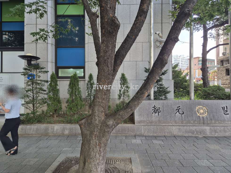 입구