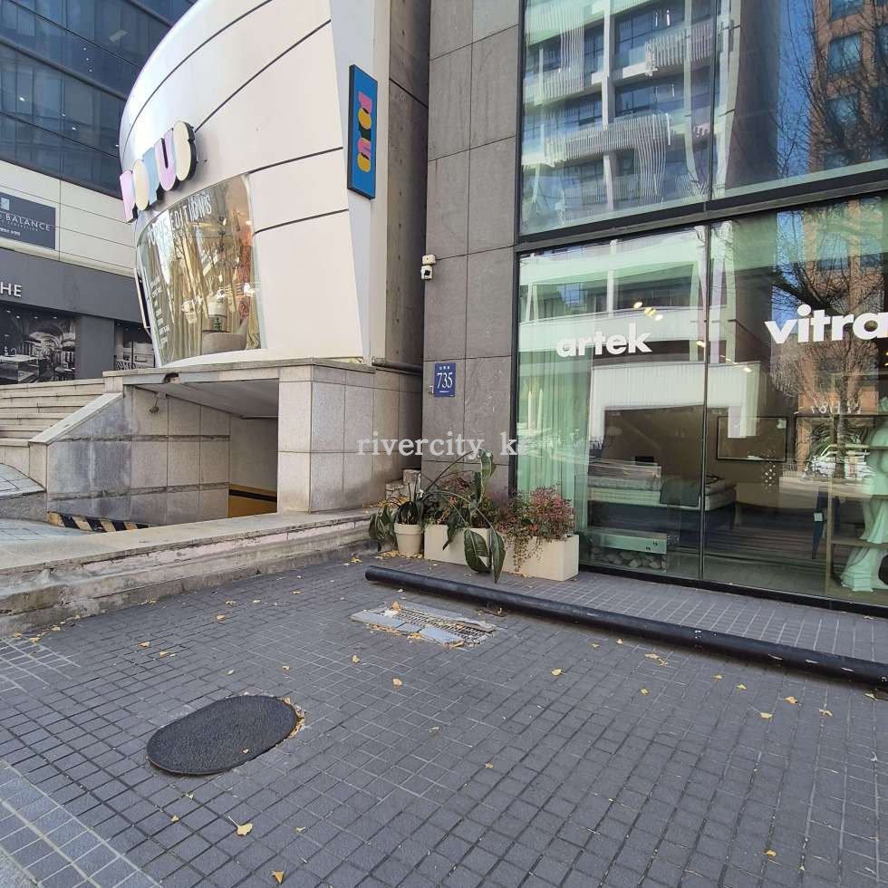 입구