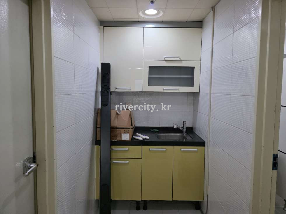 9F