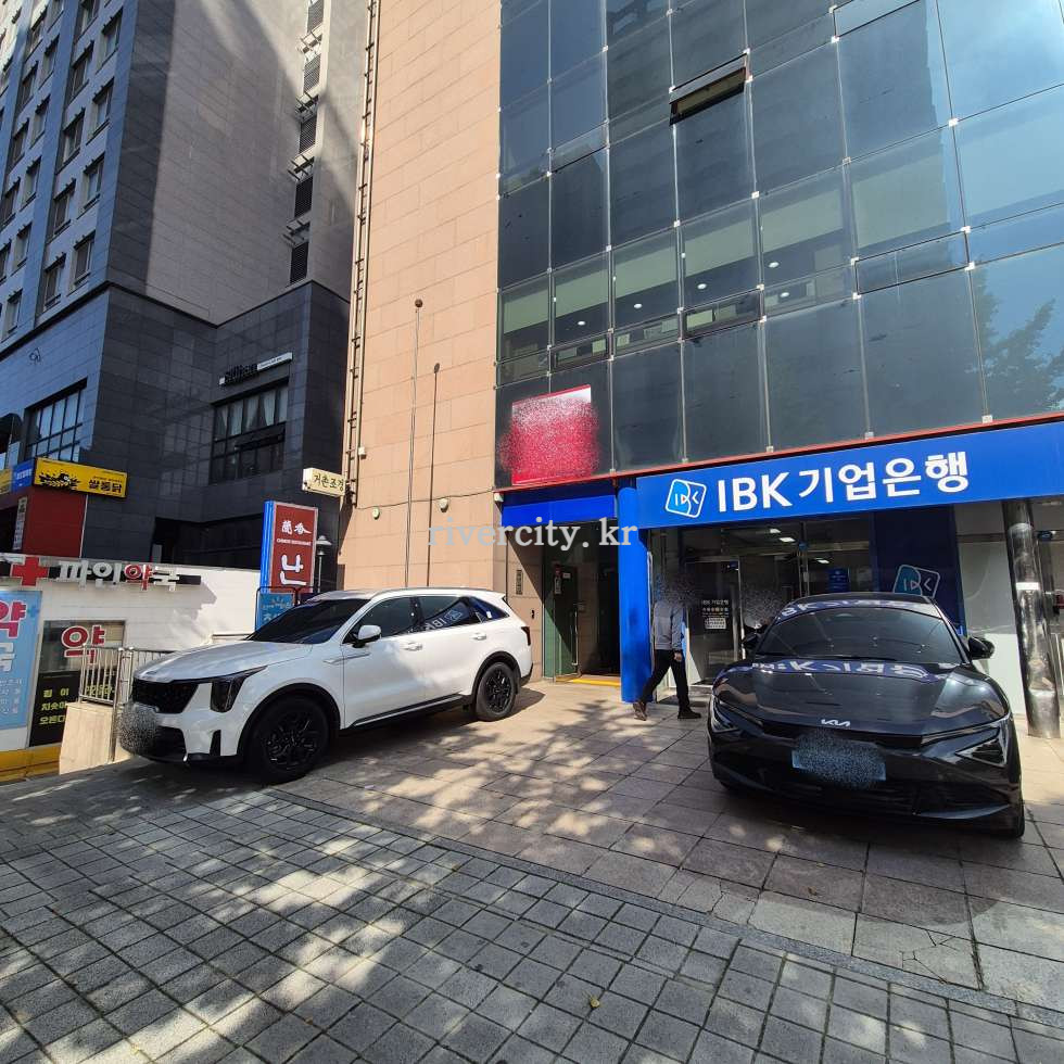 입구