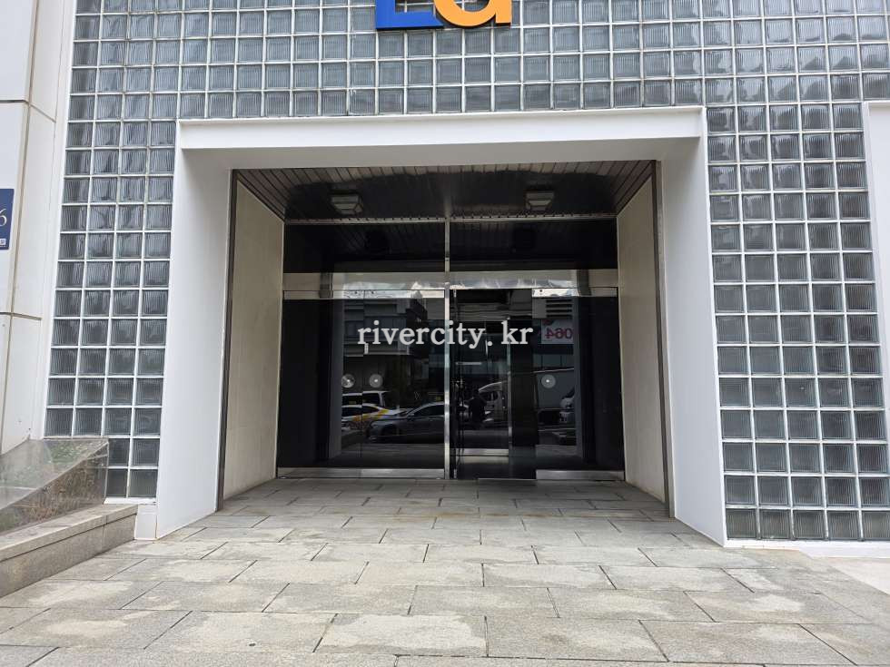입구