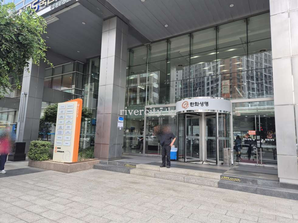 입구