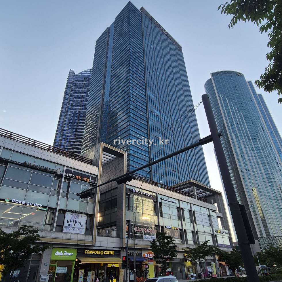 A동