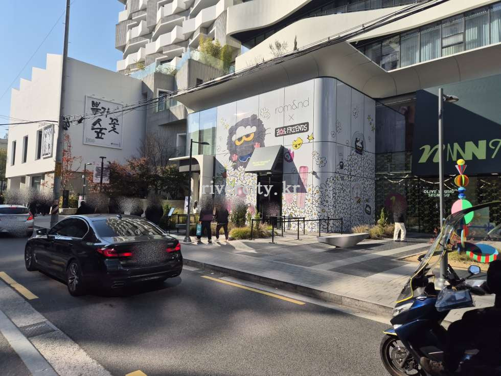입구