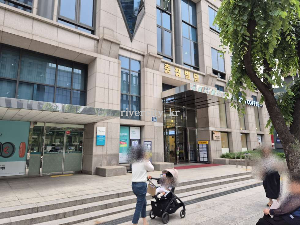 입구