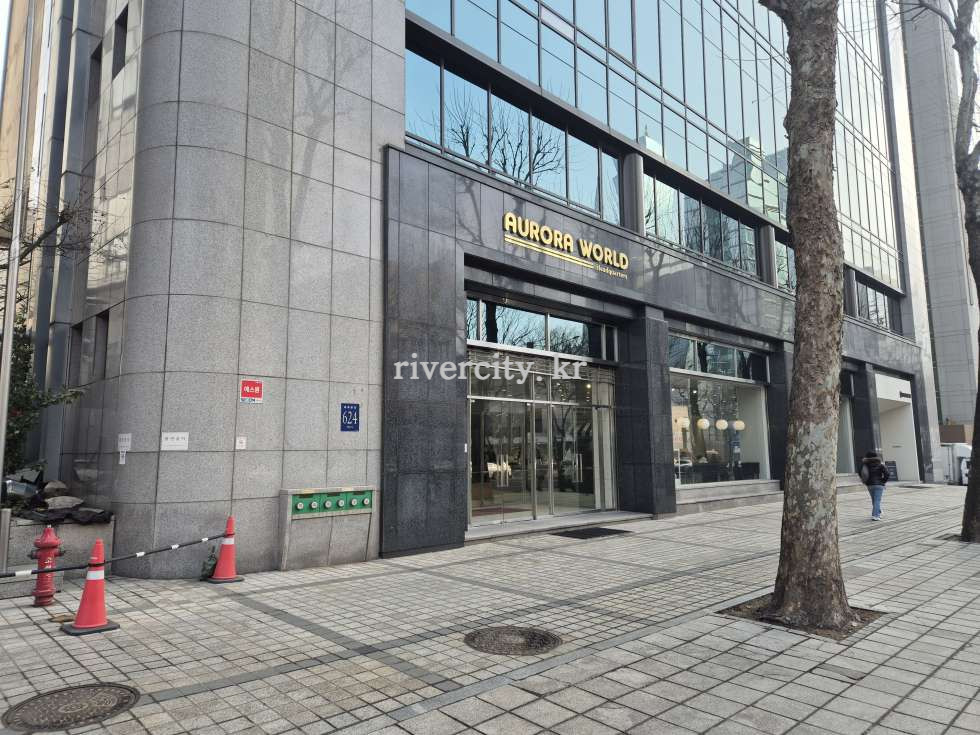 입구