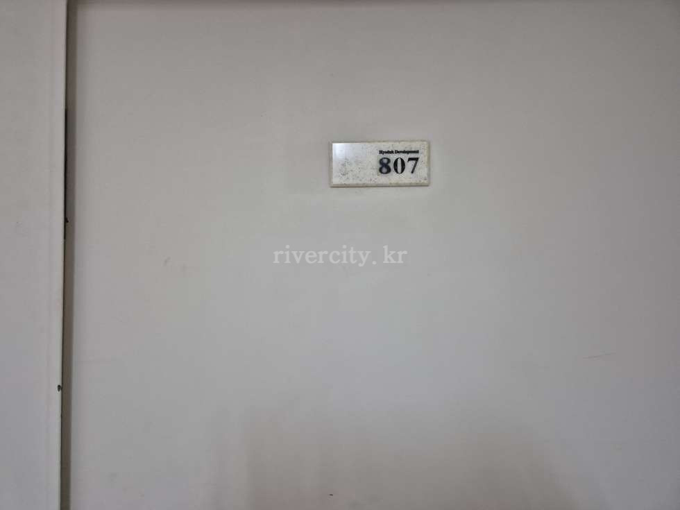 807(전용18평)