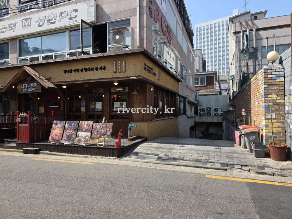 입구