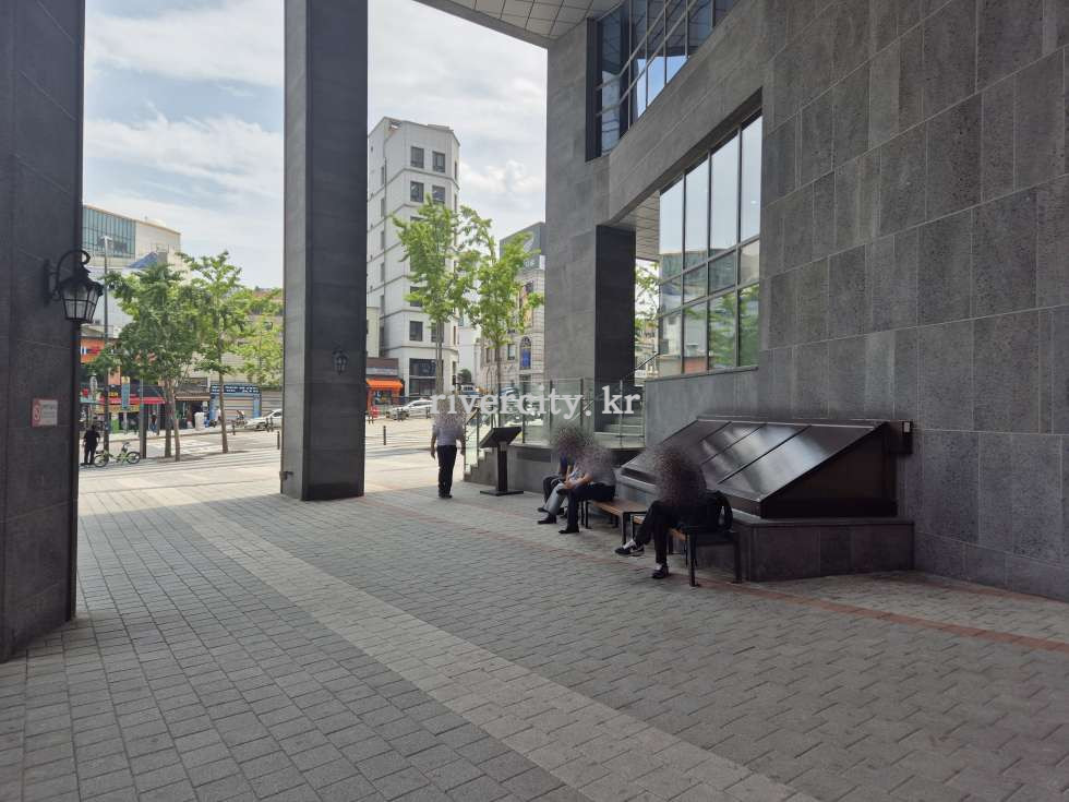 입구