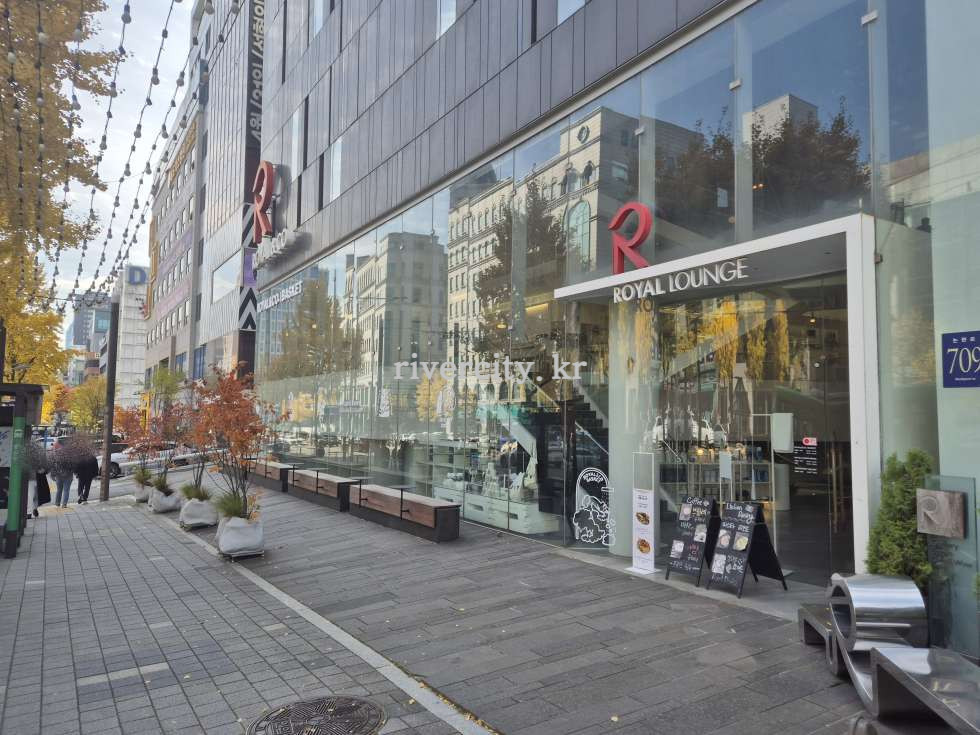 입구