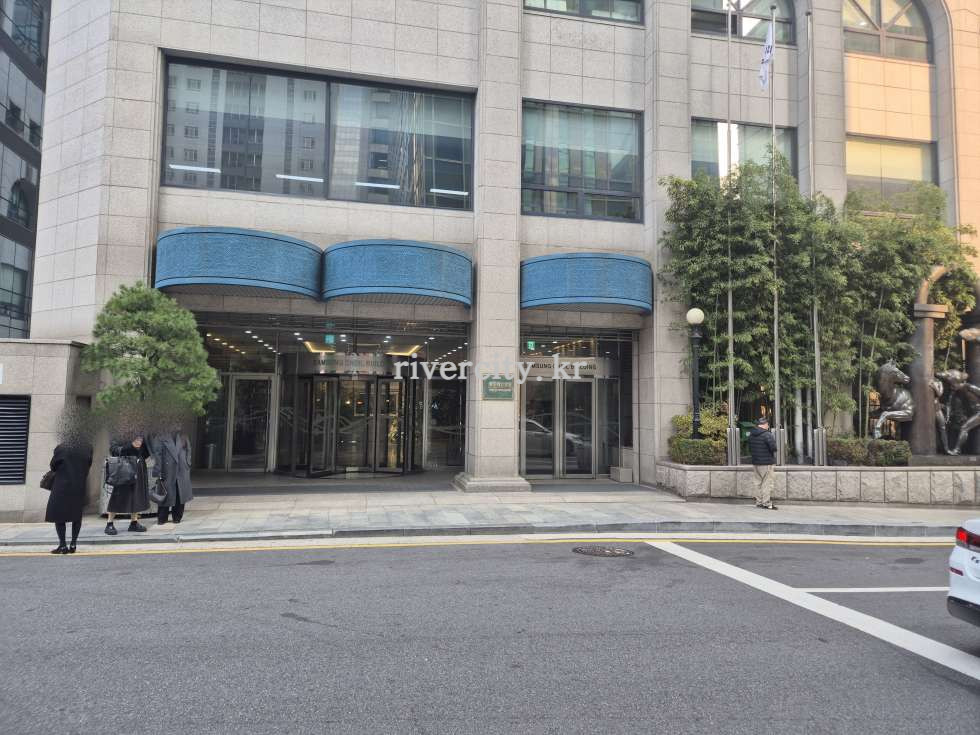 입구