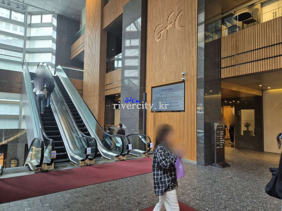 로비