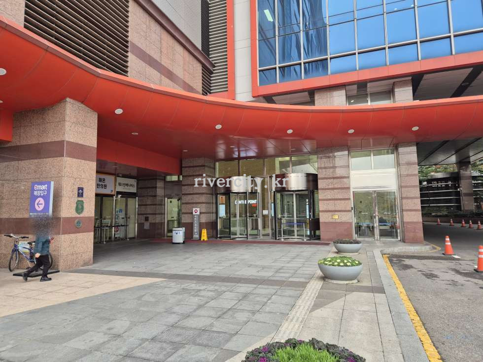 입구