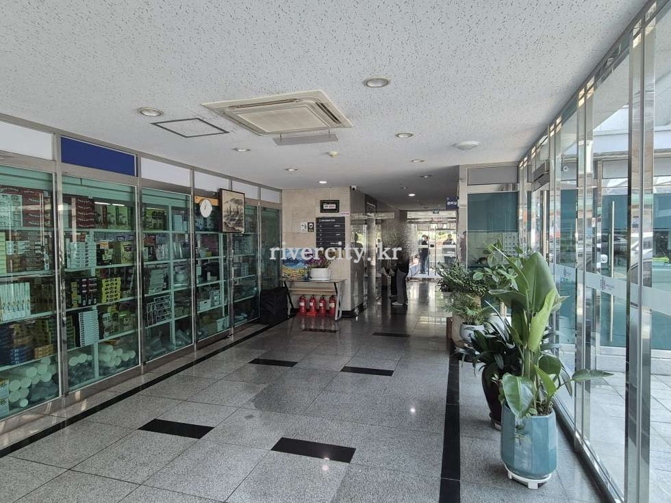 로비