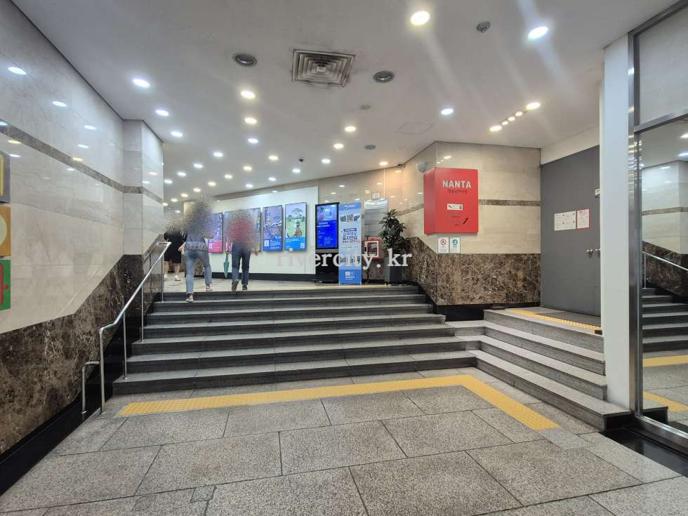 로비