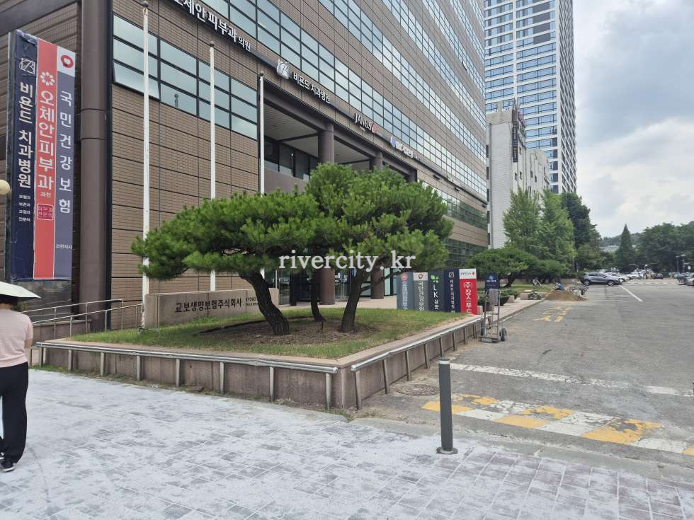 입구