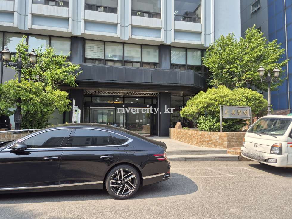 입구