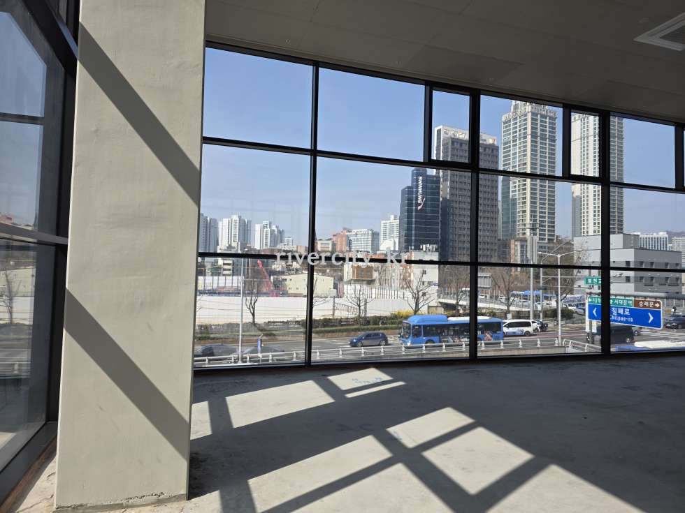 2F
