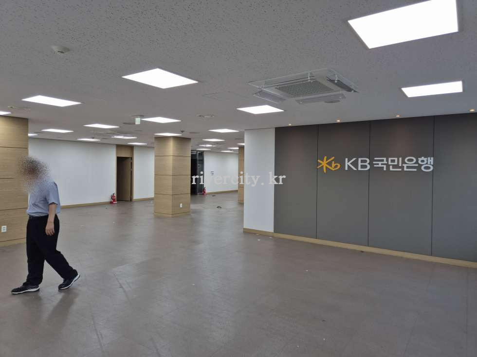 2층