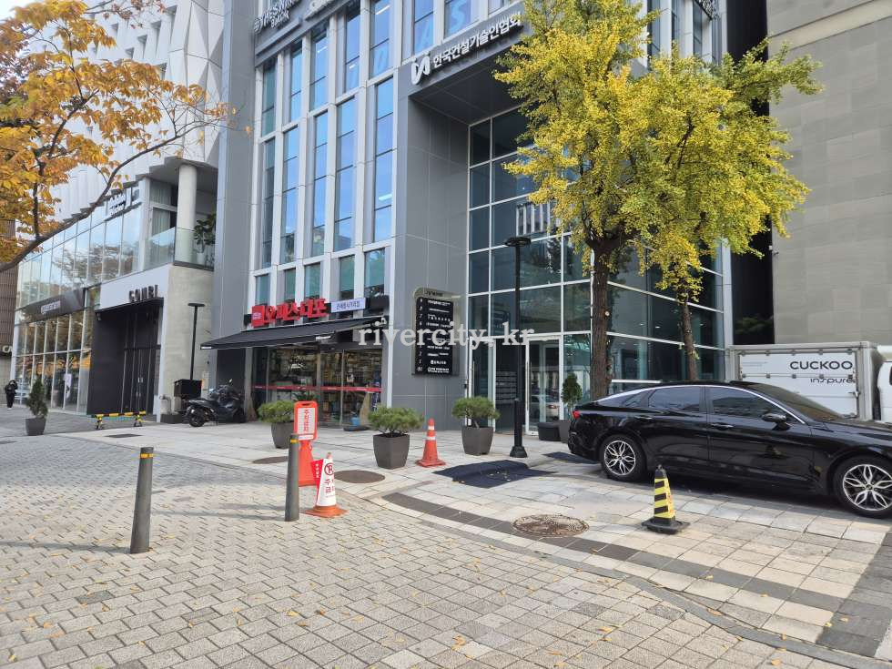 신관.입구