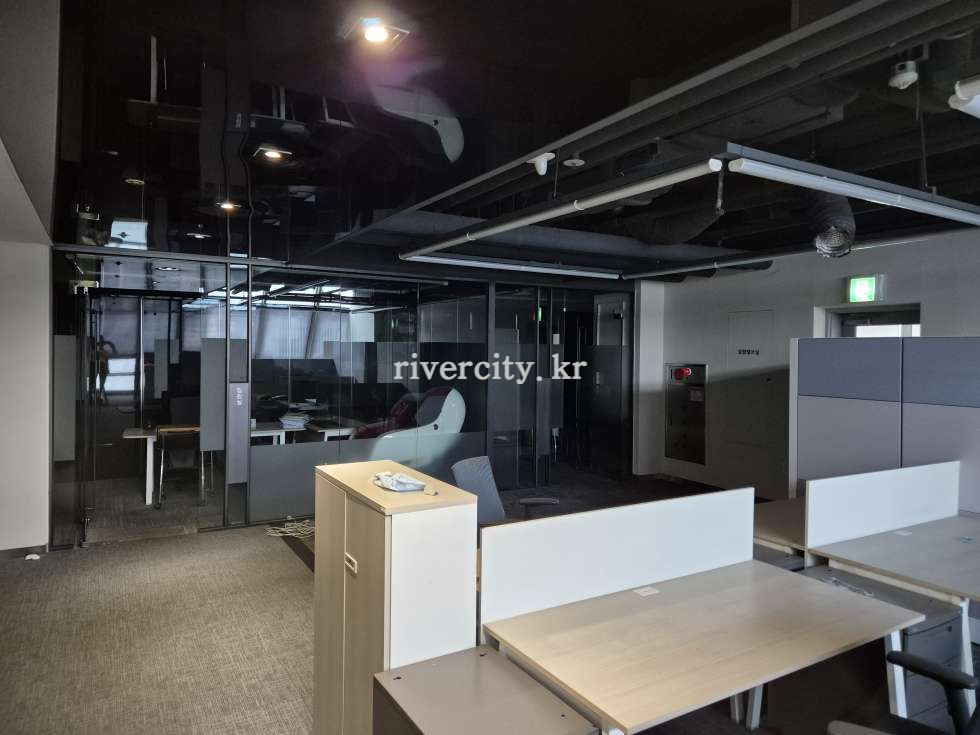 15F