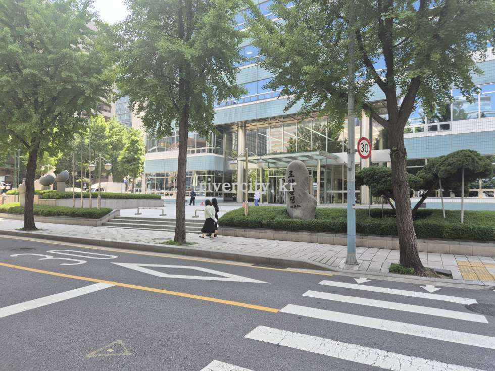 입구