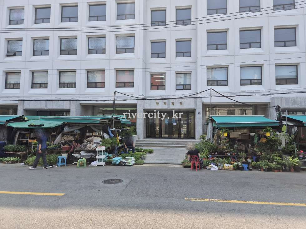 입구