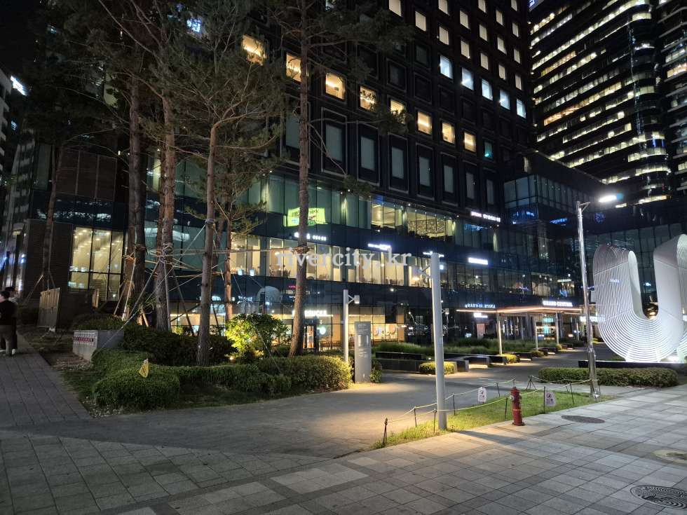 입구