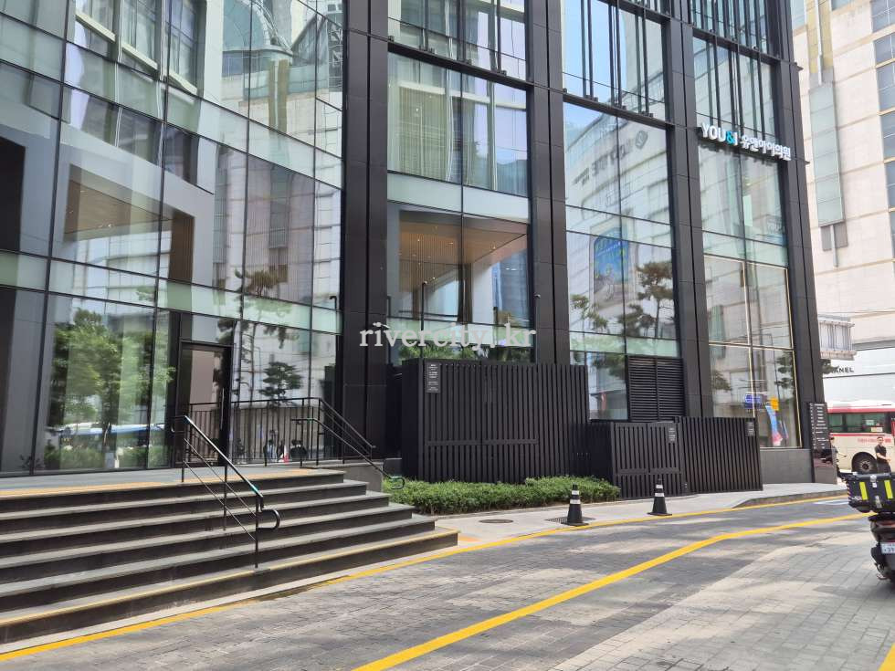 입구