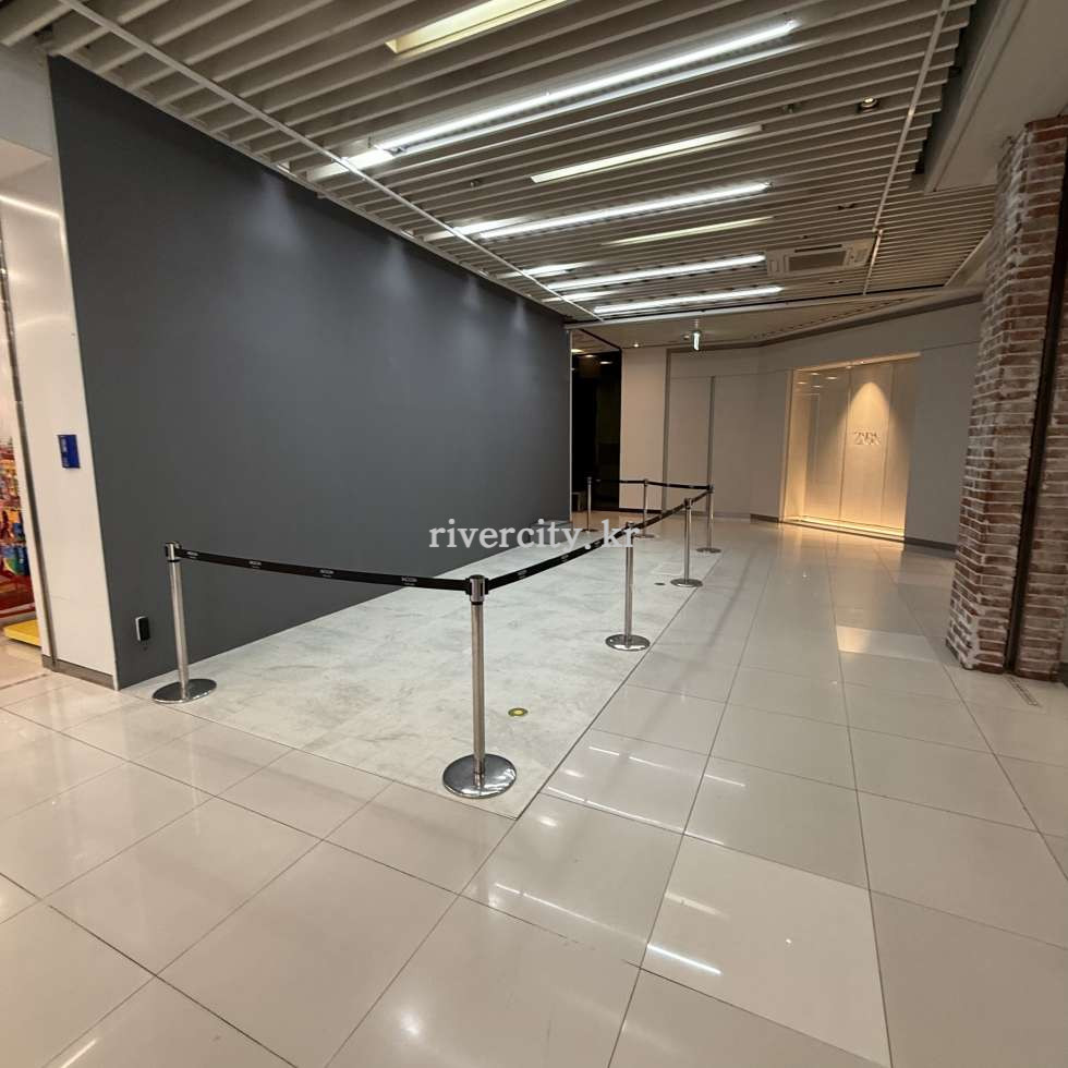 1F.팝업스토어