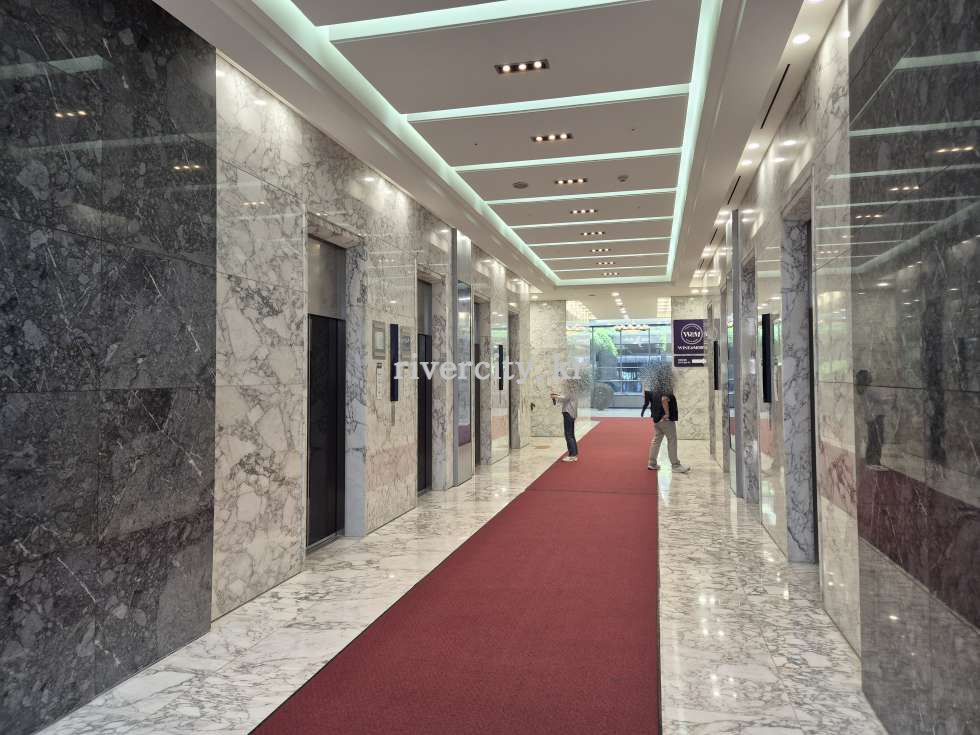 로비