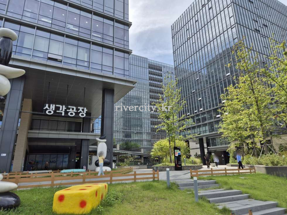 입구